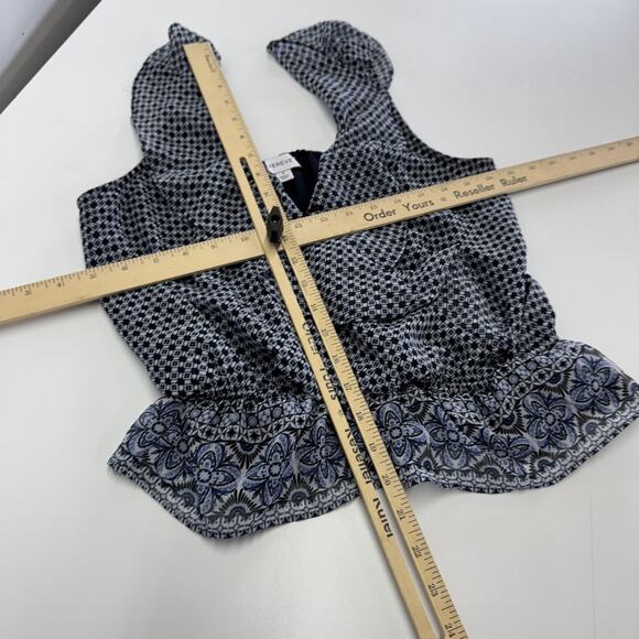 EVEREVE Shirt Womens Small‎ Blue White Surplice V Neck Peplum Ruffle Sleeveless - Picture 7 of 7